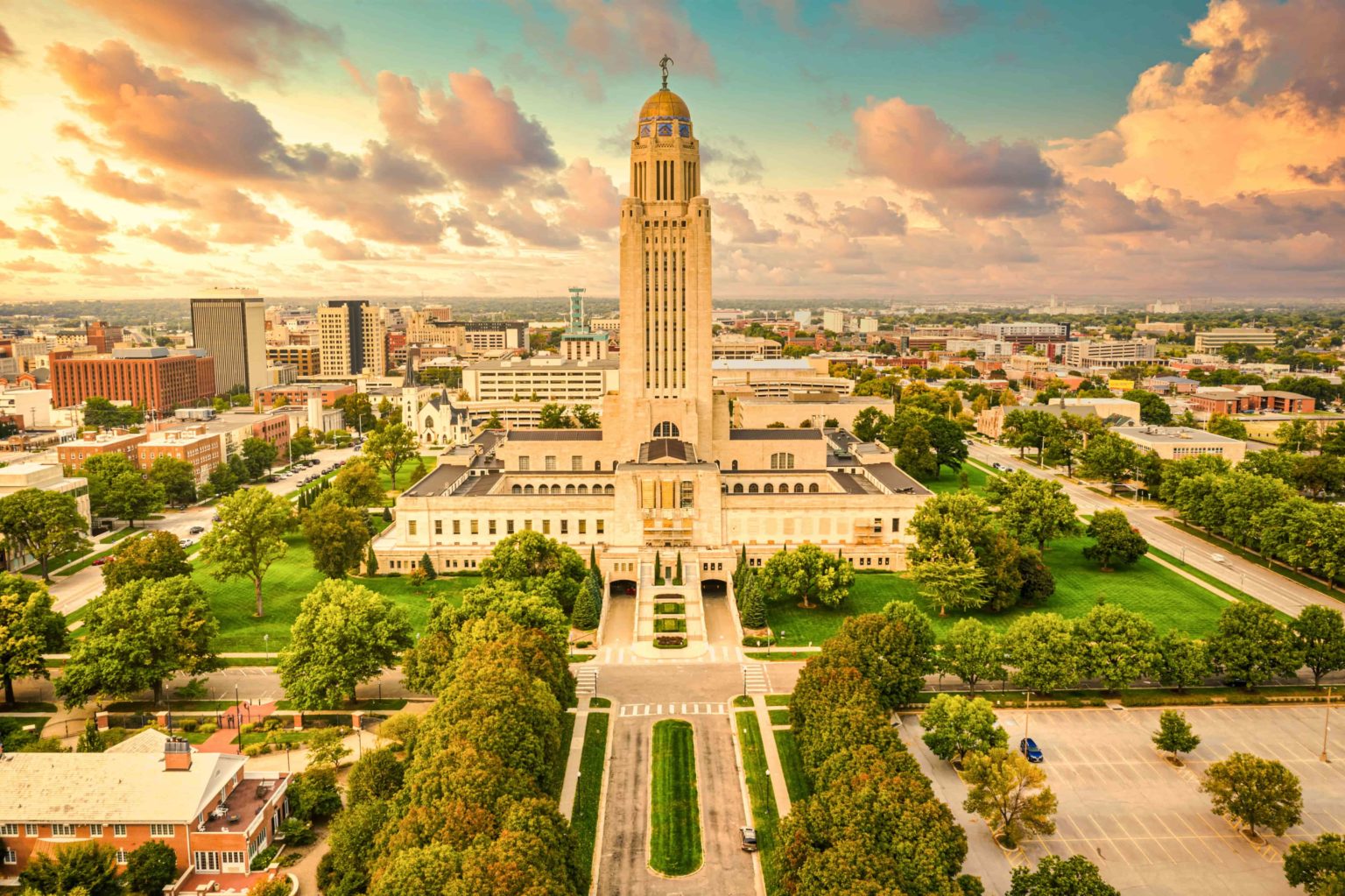 10-things-every-nebraska-family-should-know-about-college-savings